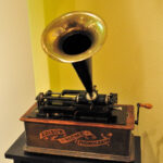 - phonograph 1 150x150